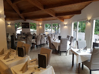 Atmosphère du Restaurant LES EMBRUNS à La Ciotat - n°4