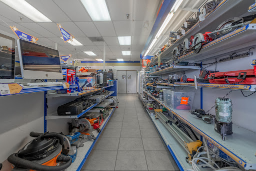 Pawn Shop «La Familia Pawn and Jewelry», reviews and photos, 2057 Americana Blvd, Orlando, FL 32839, USA