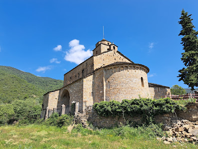 Iglesia de San Vicente Mártir Calle la Iglesia, 22360 Labuerda, Huesca, España