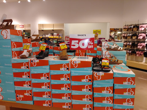 Shopping Mall «Warren Mall», reviews and photos, 4000 Market St, Warren, PA 16365, USA