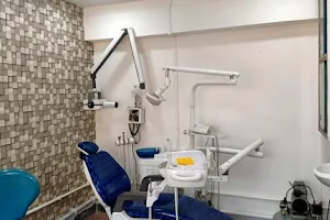 Smile zone dental clinic image