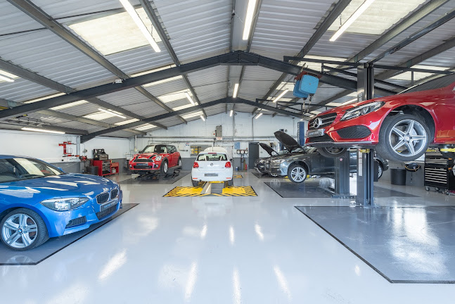 Reviews of Norman Motors (Bournemouth) in Bournemouth - Car dealer
