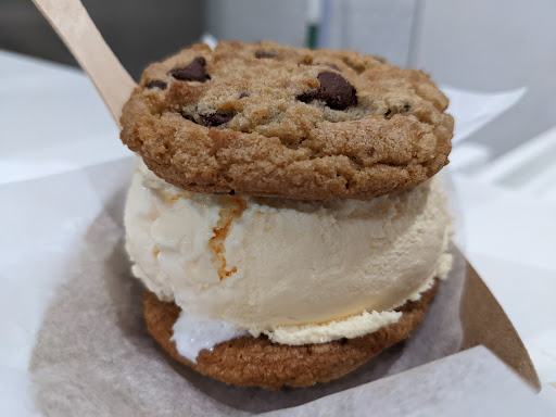 milkcookies image