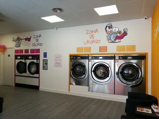 Garbicenter autozerbitzuko garbitegia