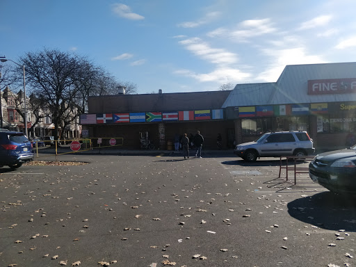 Supermarket «Fine Fare Supermarket», reviews and photos, 200 W Buttonwood St, Reading, PA 19601, USA