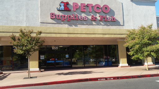 Pet Supply Store «Petco Animal Supplies», reviews and photos, 855 E Bidwell St, Folsom, CA 95630, USA