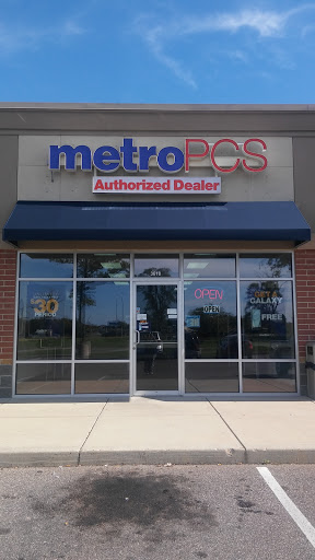 Cell Phone Store «MetroPCS Authorized Dealer», reviews and photos, 3618 S Chandler Dr, Muncie, IN 47302, USA