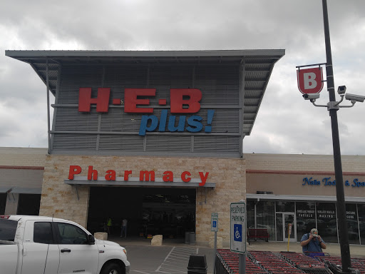 Grocery Store «H-E-B plus!», reviews and photos, 420 W Bandera Rd, Boerne, TX 78006, USA