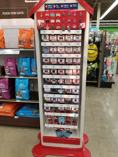 Pet Supply Store «Petco Animal Supplies», reviews and photos, 1945 W Palmetto St #250, Florence, SC 29501, USA