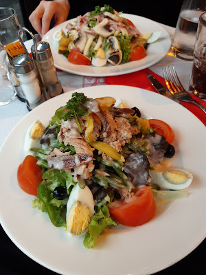 Le Week End à Paris