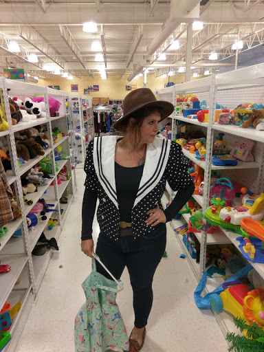 Thrift Store «Goodwill - Maplewood», reviews and photos, 2580 White Bear Ave, Maplewood, MN 55109, USA