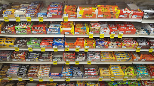 Shopping Mall «Folcroft Shopping Center», reviews and photos, 1800 Delmar Dr, Folcroft, PA 19032, USA