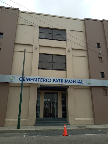 Opiniones de Oficinas Administrativas Cementerio General de La Junta de Beneficencia de Guayaquil en Guayaquil - Asociación