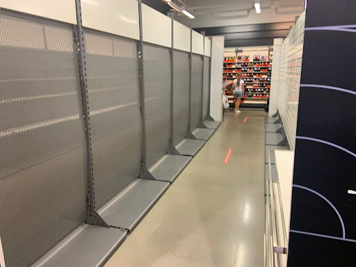 Sporting Goods Store «Nike Factory Store», reviews and photos, 18 West Lightcap Rd #901, Pottstown, PA 19464, USA