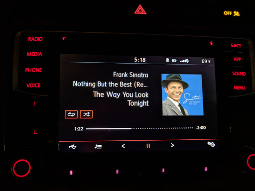 Volkswagen Dealer «Neftin Westlake Volkswagen», reviews and photos, 3550 Auto Mall Dr, Thousand Oaks, CA 91362, USA