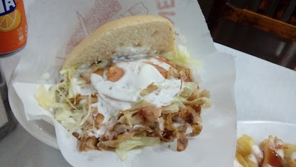 Döner Kebab - Av. Blanca Paloma, 15, 41130 La Puebla del Río, Sevilla, Spain