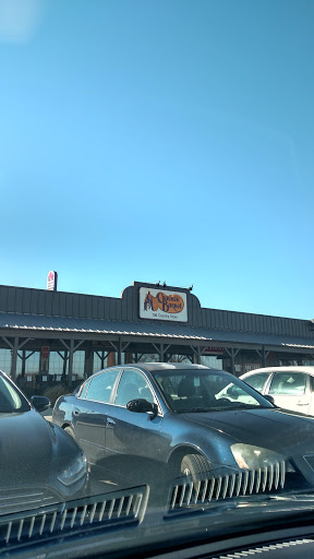American Restaurant «Cracker Barrel Old Country Store», reviews and photos, 2421 Old Country Inn Dr, Caseyville, IL 62232, USA
