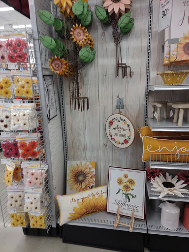 Craft Store «Michaels», reviews and photos, 1250 Western Blvd Ste J, Jacksonville, NC 28546, USA