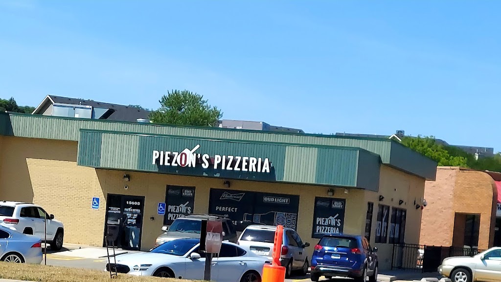 Piezon's Pizzeria 68130