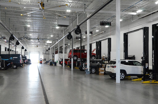 Car Dealer «Elgin Chrysler Dodge Jeep Ram», reviews and photos, 1010 E Chicago St, Elgin, IL 60120, USA