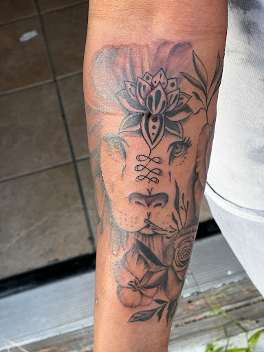 Explore hot female tattoo ideas, creative tattoo ideas in Indianapolis, available at A-1 Art Tattoos LLC