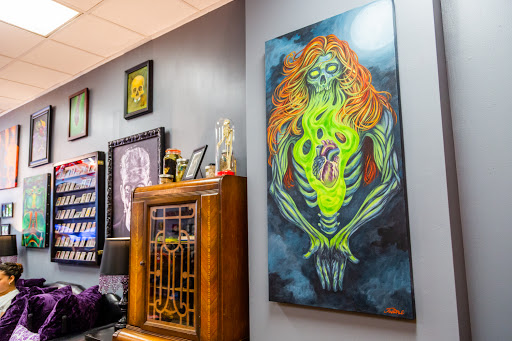Tattoo Shop «Spirit Gallery Tattoo», reviews and photos, 207 Bank St, New London, CT 06320, USA