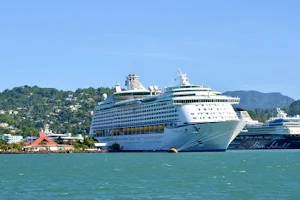 Pointe Seraphine Cruise Port image