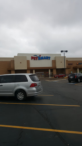 Pet Supply Store «PetSmart», reviews and photos, 976 IL-59, Aurora, IL 60504, USA
