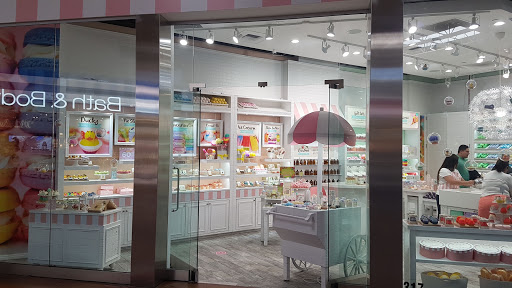 Shopping Mall «Ontario Mills», reviews and photos, 1 Mills Cir, Ontario, CA 91764, USA