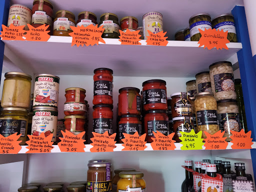 Información y opiniones sobre La tienduca casa del bacalao de Astillero