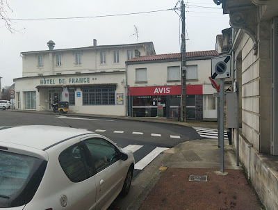 Avis Location Voiture - Saintes à Saintes