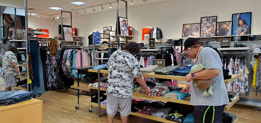 Shopping Mall «West Ridge Mall», reviews and photos, 1801 SW Wanamaker Rd, Topeka, KS 66604, USA