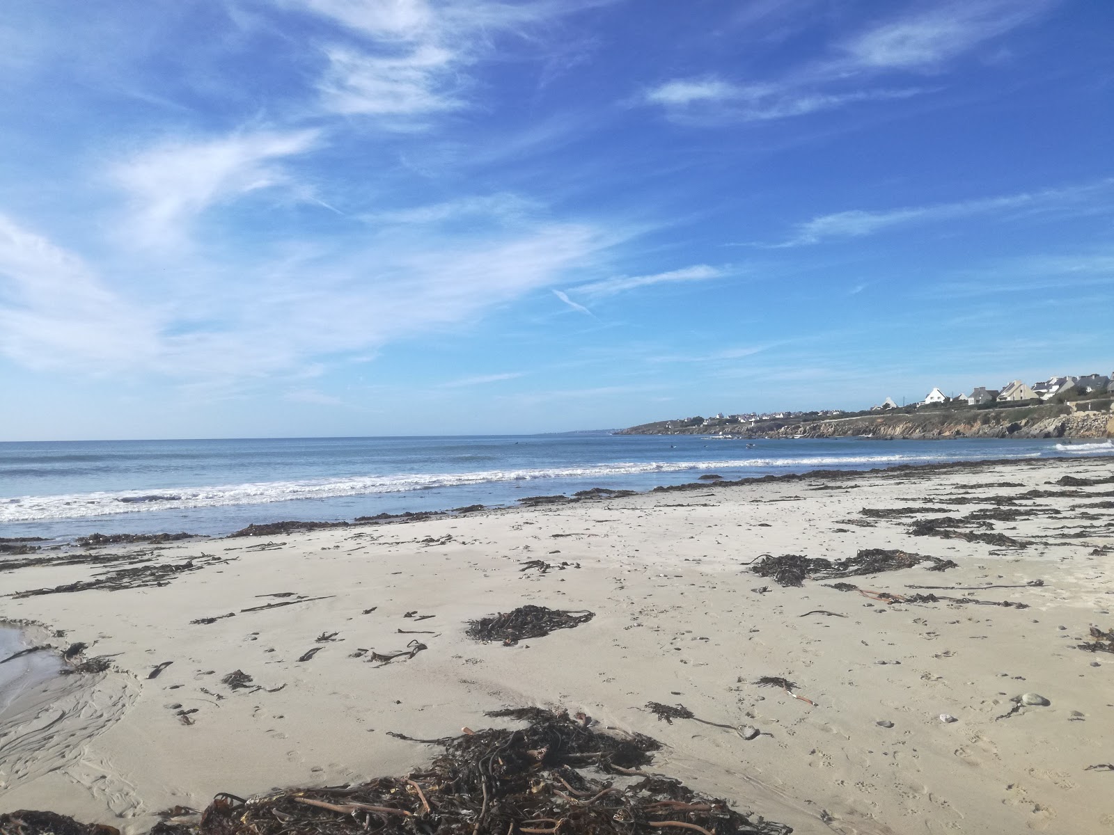 Foto af Plage de Gored med lys sand overflade