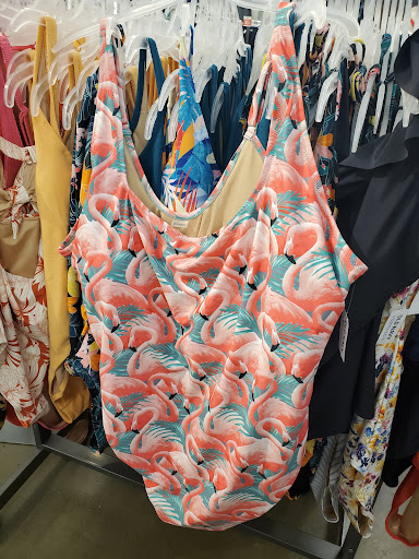 Clothing Store «Old Navy», reviews and photos, 19401 Alderwood Mall Pkwy, Lynnwood, WA 98036, USA