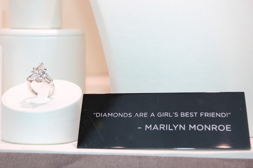 Jewelry Store «Harry Winston», reviews and photos, 310 N Rodeo Dr, Beverly Hills, CA 90210, USA