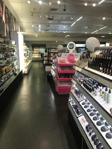 Cosmetics Store «SEPHORA», reviews and photos, 1244 3rd St, Santa Monica, CA 90401, USA