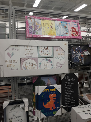 Clothing Store «Burlington Coat Factory», reviews and photos, 1300 N Larkin Ave, Joliet, IL 60435, USA