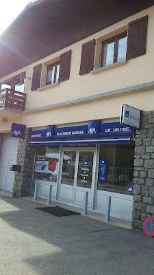 AXA Assurance et Banque Delobel Esteves à Megève