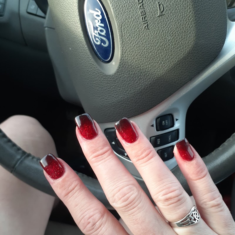 Weirton Nails & Spa