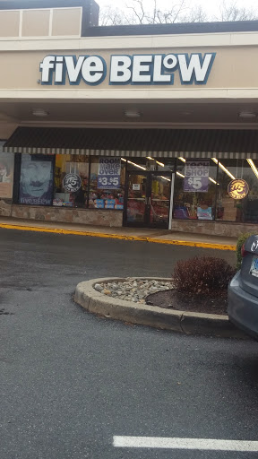 Variety Store «Five Below», reviews and photos, 13661 Connecticut Ave, Silver Spring, MD 20906, USA