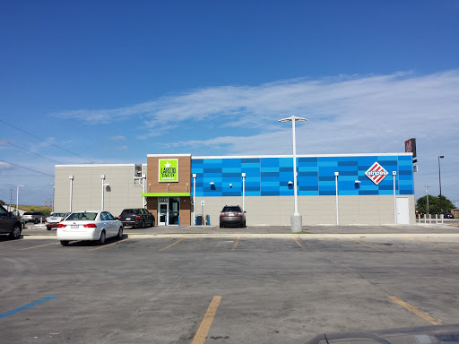 Convenience Store «Stripes 2505», reviews and photos, 2728 N Austin St, Seguin, TX 78155, USA