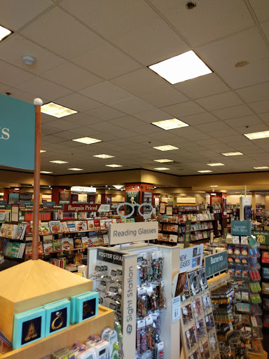 Book Store «Barnes & Noble», reviews and photos, 200 W Rte 70, Marlton, NJ 08053, USA