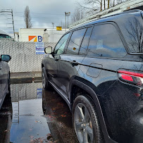 Avis Car Rental - Photo 2 - Car repair in Kent, WA, Tacoma