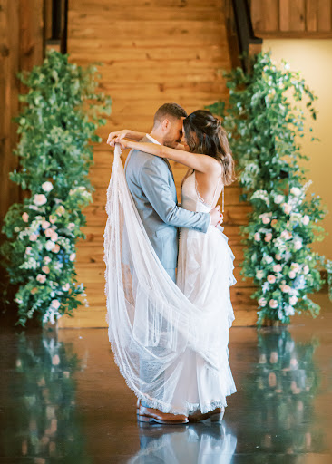 Wedding Venue «THE SPRINGS Event Venue», reviews and photos, 27274 N Macarthur Ave, Blanchard, OK 73010, USA