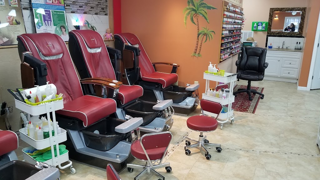 Lee Nails & Spa 04064