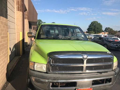 Auto Body Shop «Maaco Collision Repair & Auto Painting», reviews and photos, 8184 Beechcraft Ave, Gaithersburg, MD 20879, USA