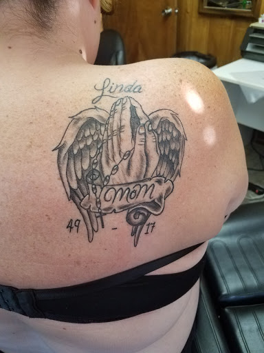 Tattoo Shop «Twisted Inks», reviews and photos, 304 Ridge St A, Charlottesville, VA 22902, USA