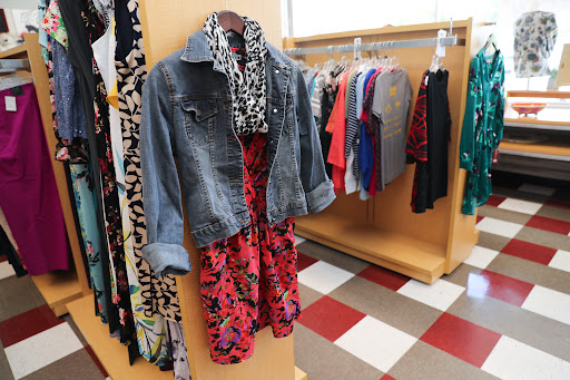 Thrift Store «Lodi House Thrift Store», reviews and photos, 221 W Lodi Ave, Lodi, CA 95240, USA