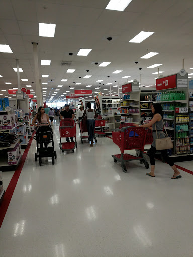 Department Store «Target», reviews and photos, 1555 40th St, Emeryville, CA 94608, USA
