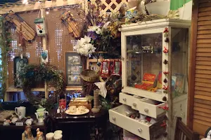 Woodgrove Antiques, Tea Room & Rock Shop image